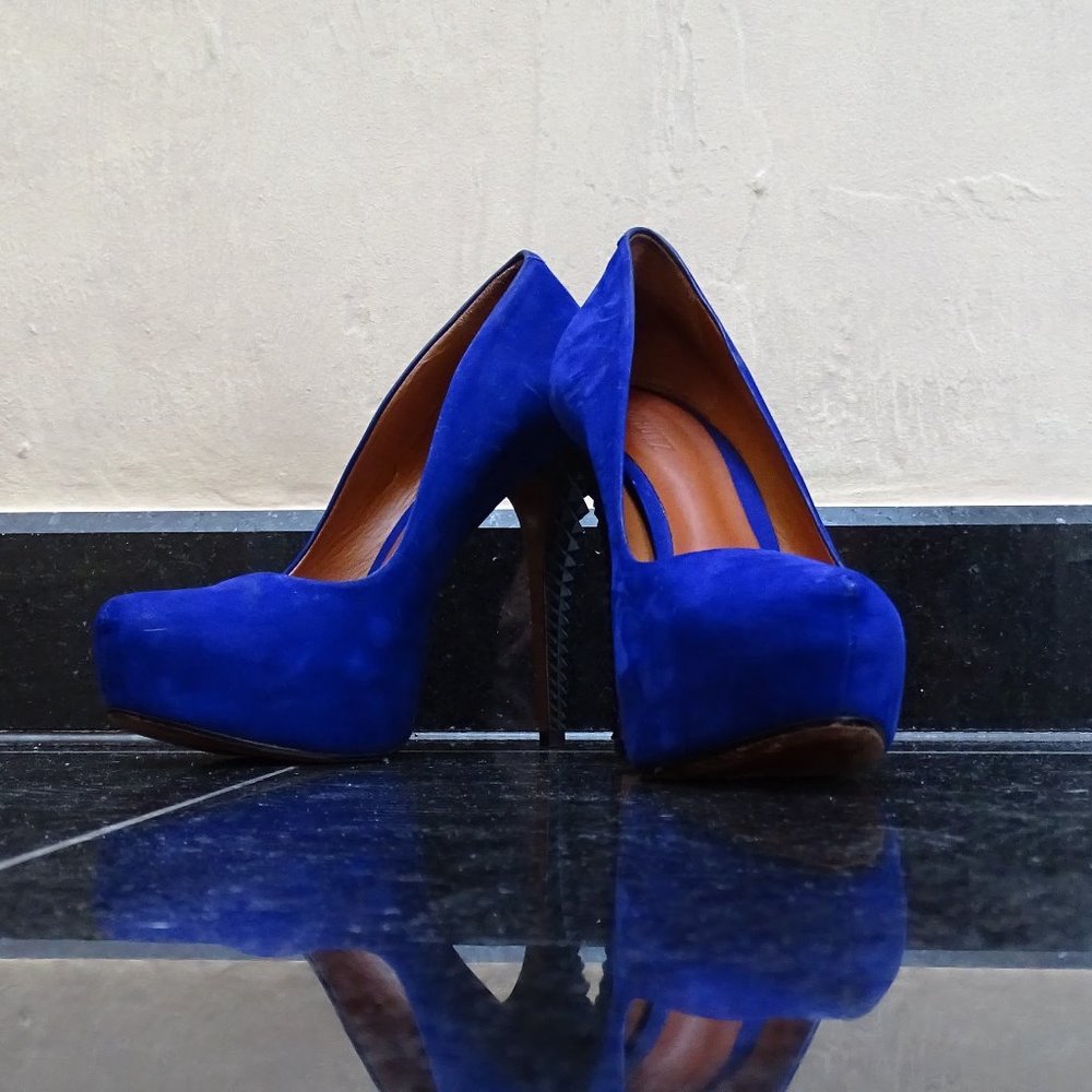 Blue Suede Pumps - Picture 2 of 4